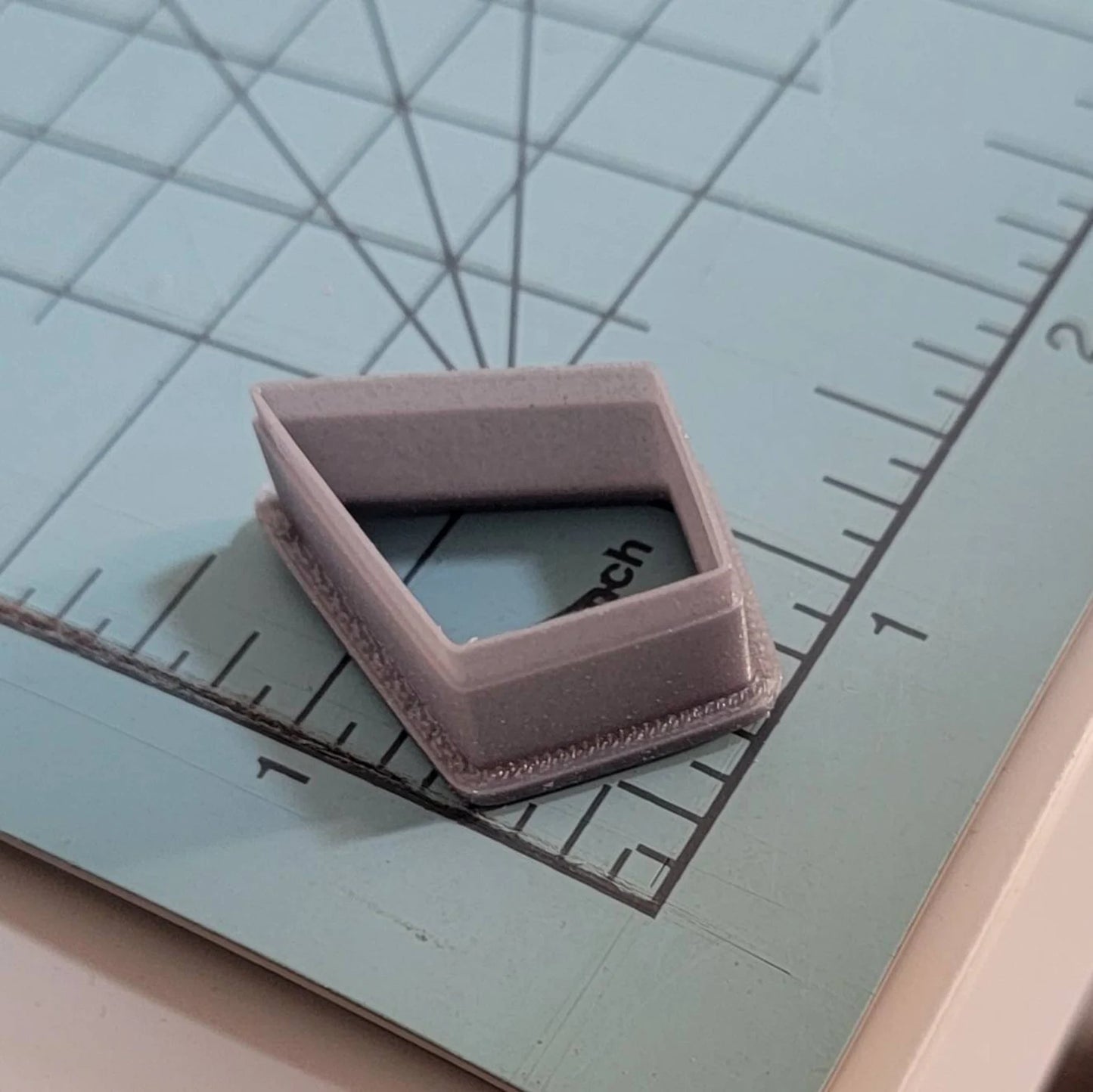 Triangle Clay Cutter