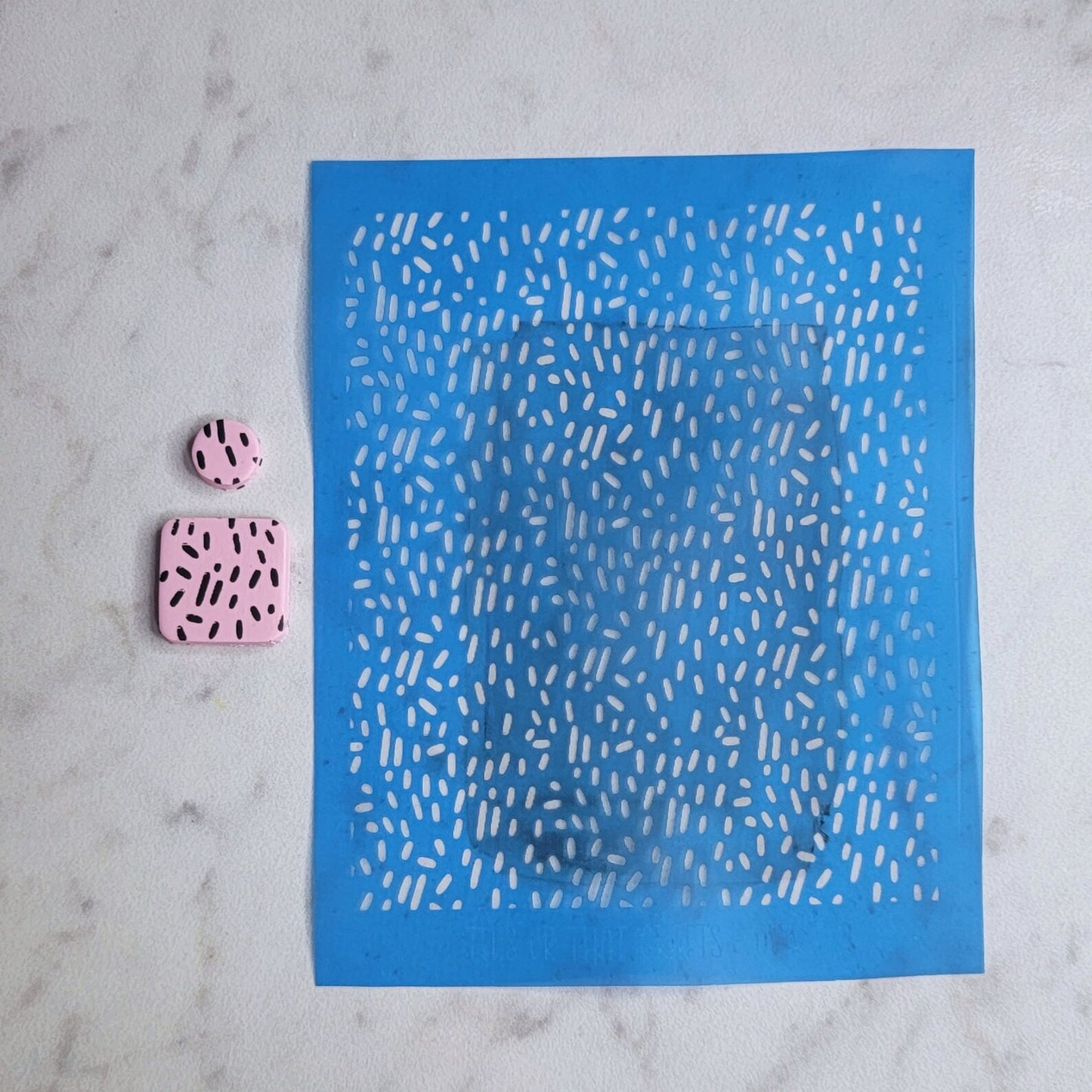 Oval Dots Silk Screen